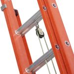 Escada-Extensivel-21-Degraus-Sintese-Tipo-D-Fibra-de-Vidro-3.9-x-6.6-Metros
